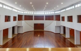 Centro Cultural Municipal de Vila das Aves