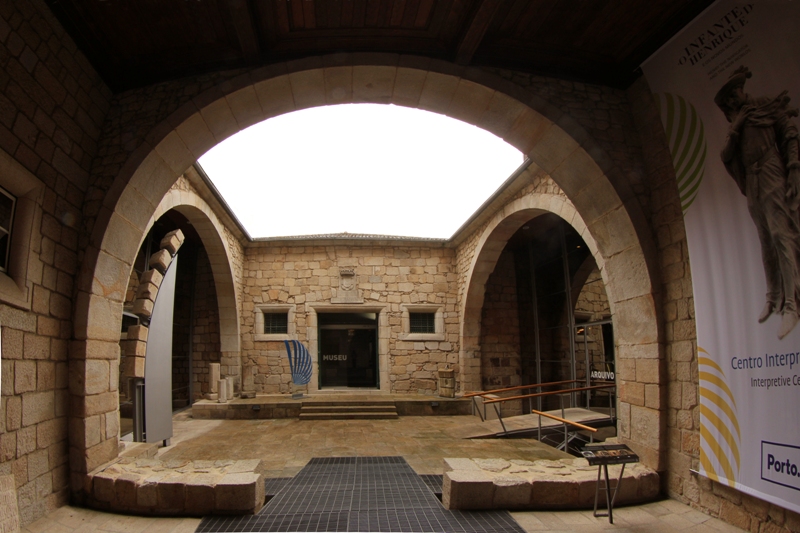 Lojas do Porto – História e Identidade