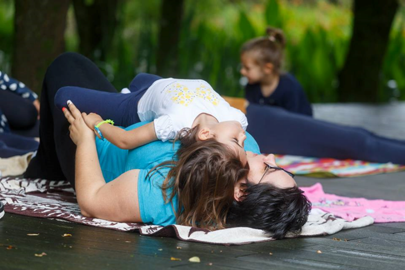 ATIVIDADES AO AR LIVRE – Yoga no Parque