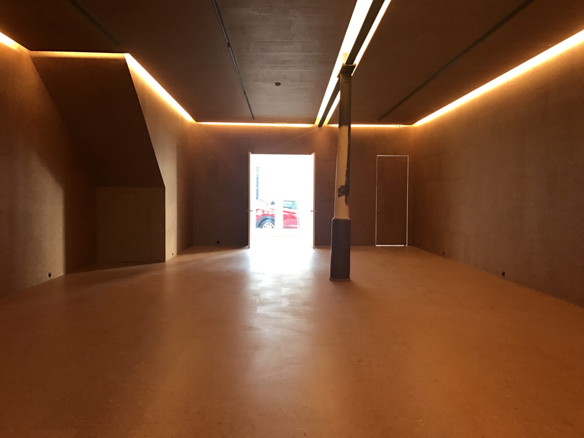 Mira | Performative Arts