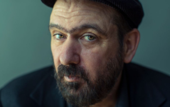 Mark Eitzel & Octeto de Cordas