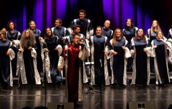 St. Dominic’s Gospel Choir com Jovens e Coros da Vigararia