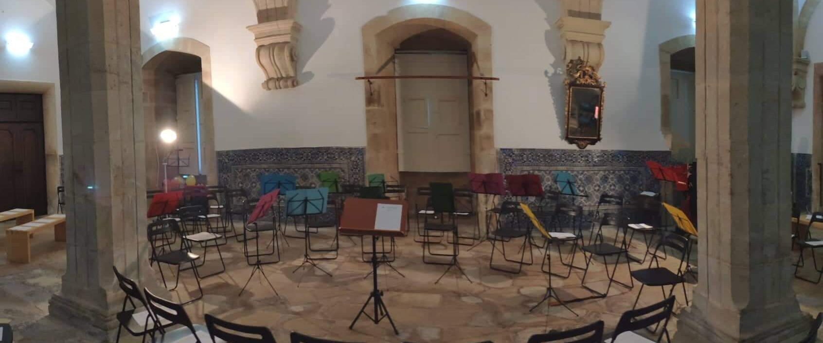Os Públicos, As Cordas, Os Ventos
