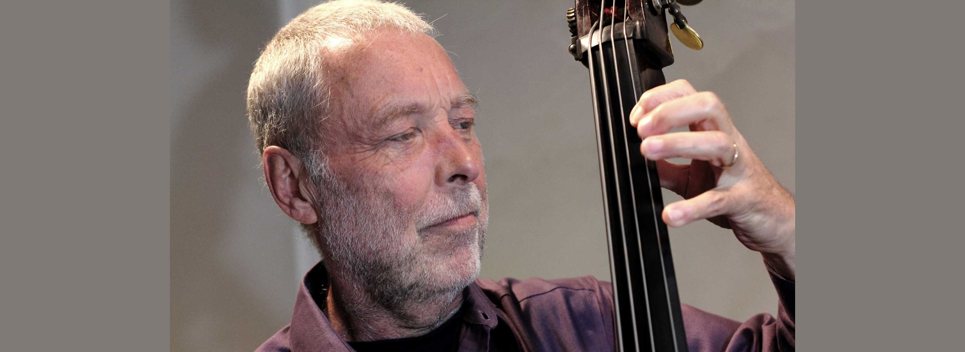 Dave Holland Trio · Gabriele Leite