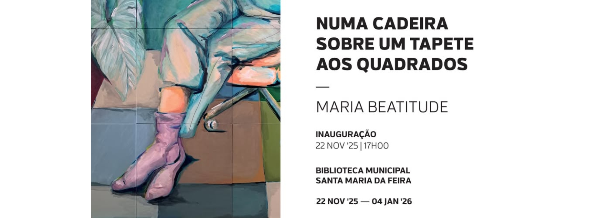 Numa cadeira sobre um tapete aos quadrados